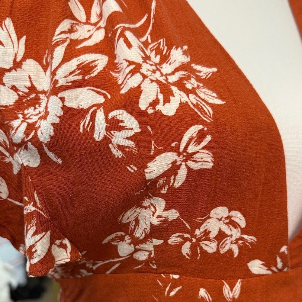 MINKPINK Rust Floral Ruffle Blouse - Picture 2 of 10